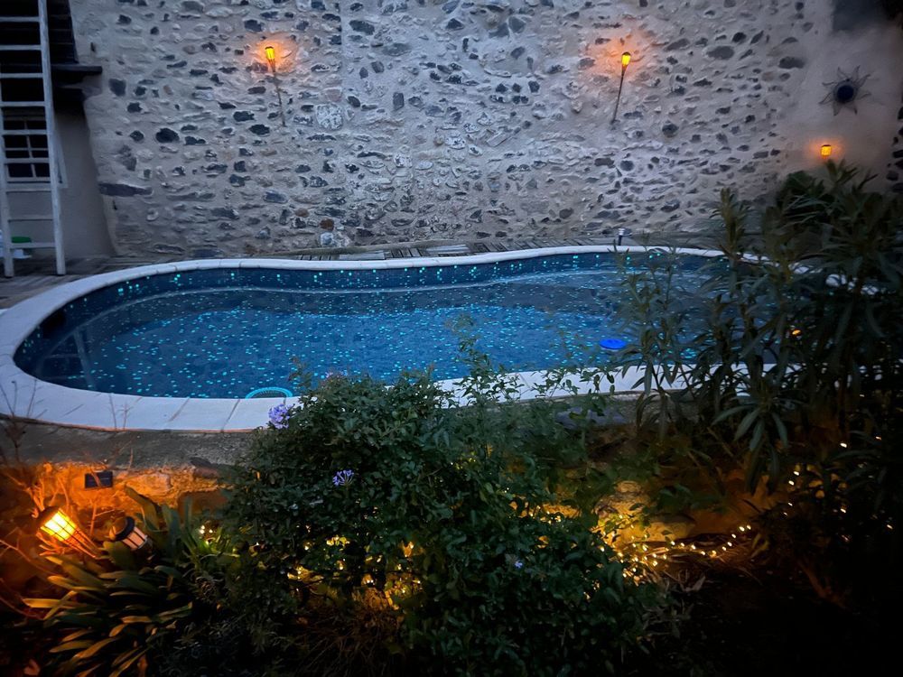 � vendre  Villa Caux (34720)