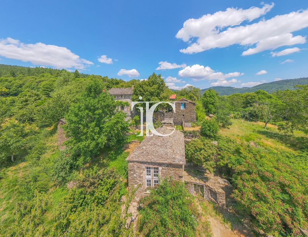 � vendre  Villa Les Vans (07140)