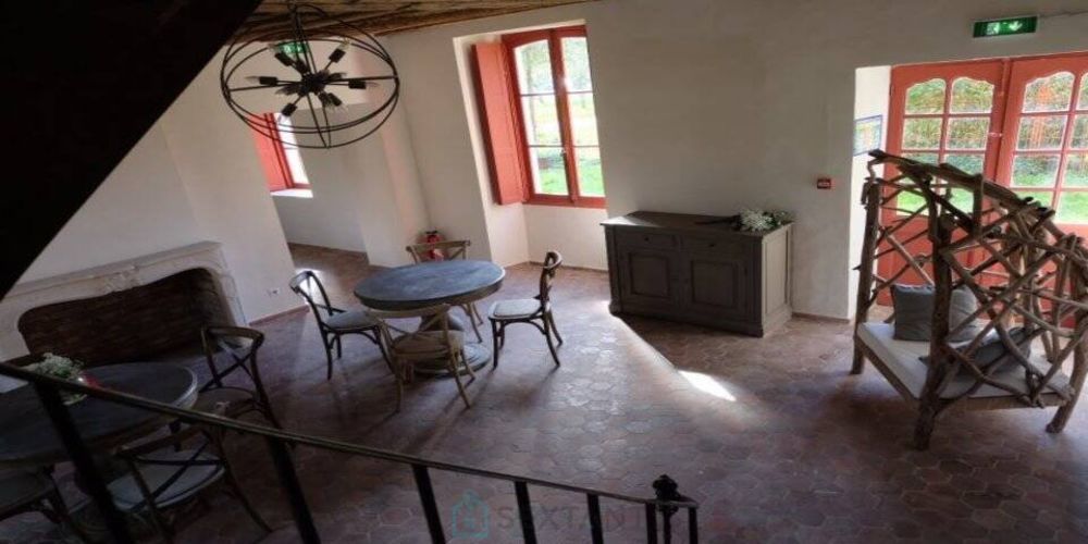 � vendre  Villa Fontainebleau (77300)