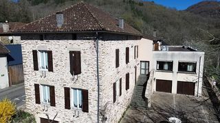  Maison � vendre 15 + pi�ces 750 m�