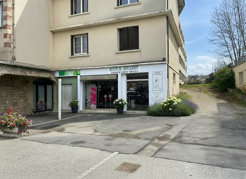 Local commercial 85000 12000 Rodez