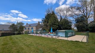  Villa � vendre 12 pi�ces 265 m�