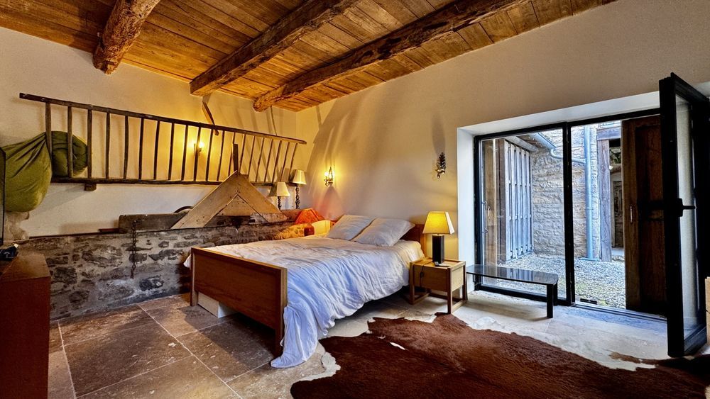 � vendre  Maison Tour-de-Faure (46330)