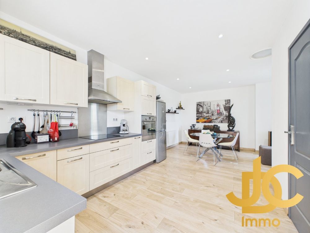 � vendre  Maison Grasse (06130)