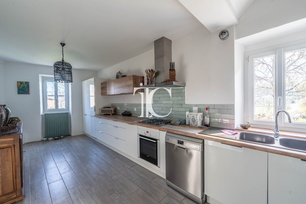 � vendre  Maison Lablach�re (07230)