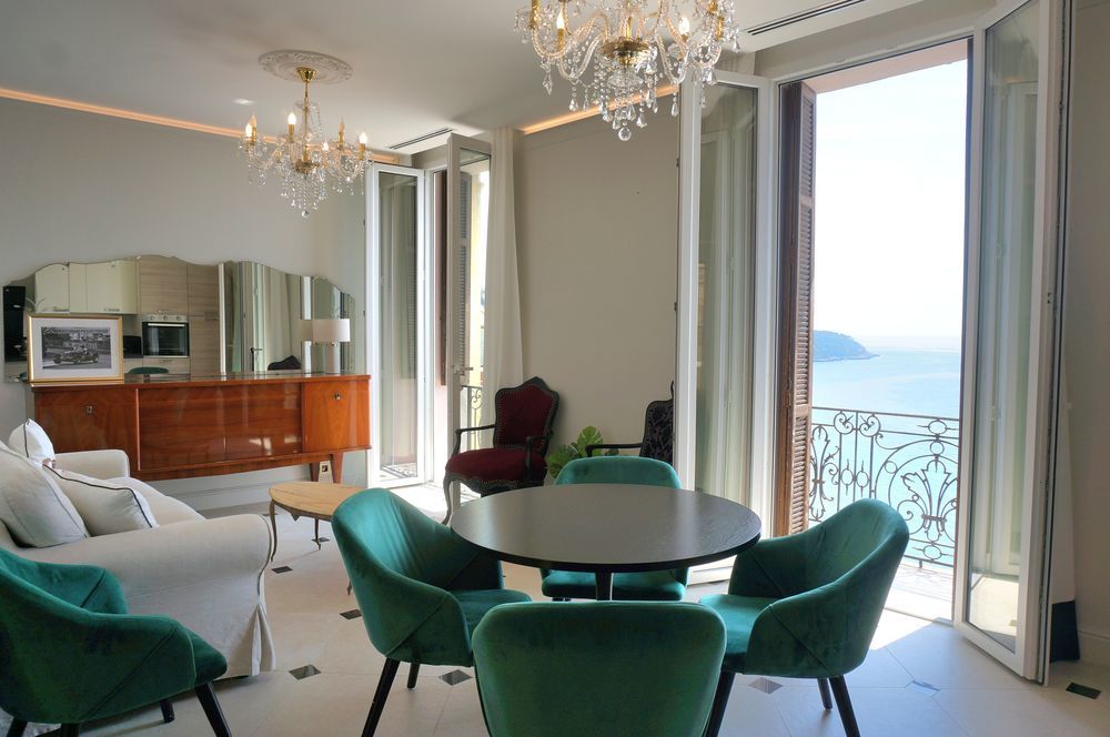� vendre  Appartement Roquebrune-Cap-Martin (06190)