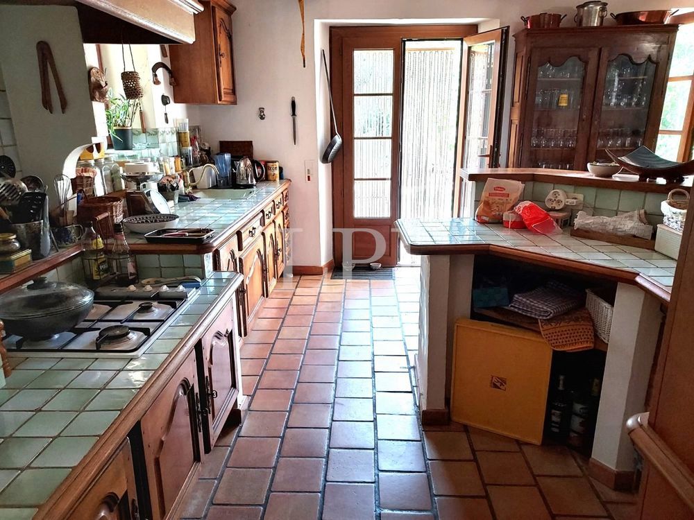 � vendre  Villa Saint-Saturnin-l�s-Apt (84490)