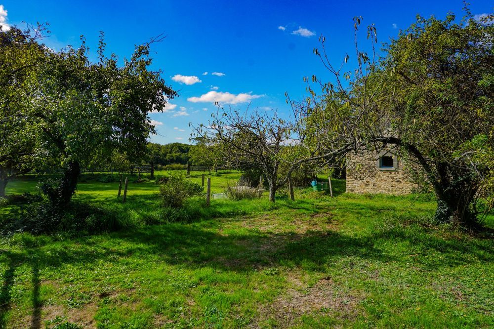 � vendre  Villa Saint-Jory-de-Chalais (24800)