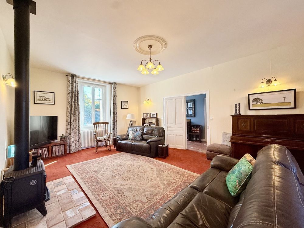 � vendre  Maison Pi�gut-Pluviers (24360)