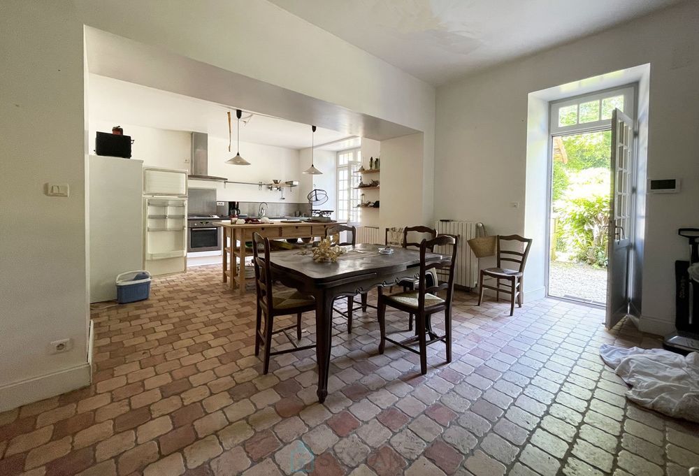 � vendre  Villa Barbezieux-Saint-Hilaire (16300)