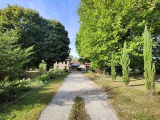  Maison � vendre 15 + pi�ces 785 m�