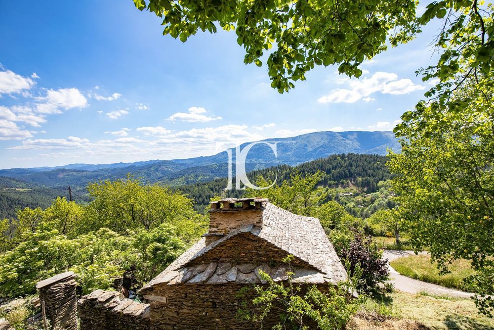 � vendre  Villa Les Vans (07140)