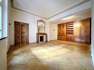  Maison � vendre 9 pi�ces 215 m�