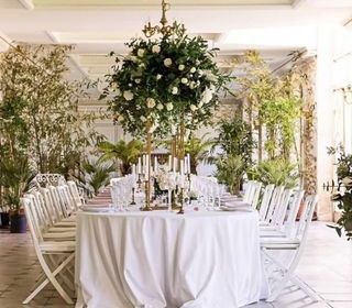  Propri�t�/ch�teau � vendre 15 + pi�ces 2000 m�