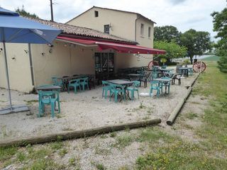  Maison � vendre 4 pi�ces 327 m�