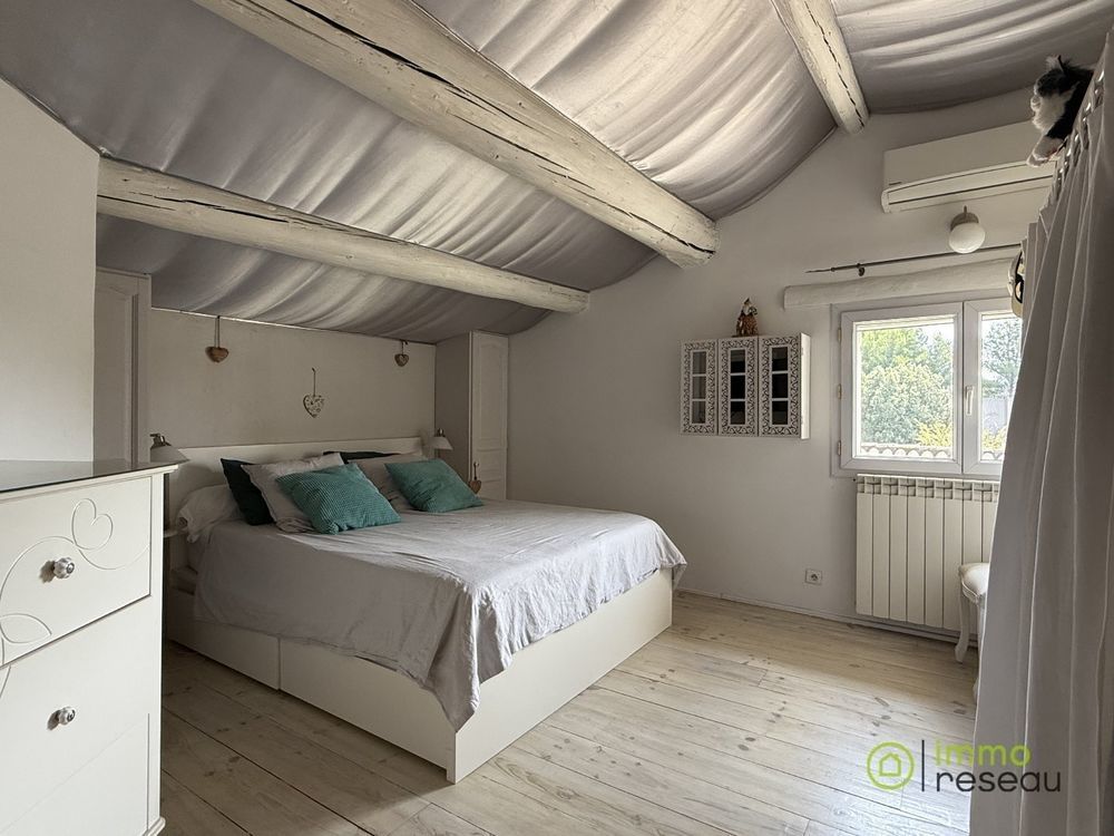 � vendre  Villa Montfavet (84140)