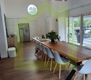  Maison � vendre 5 pi�ces 180 m�