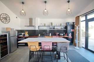  Maison � vendre 12 pi�ces 363 m�