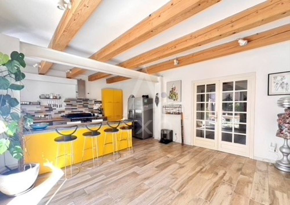 � vendre  Villa Caux (34720)