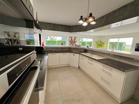   Maison Maison - 4 pi�ce(s) - 168 m�