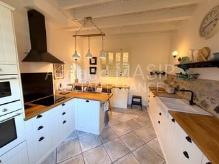  Villa � vendre 4 pi�ces 189 m�