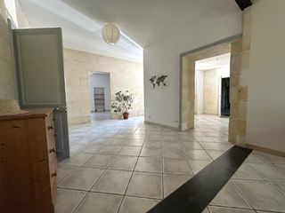  Maison � vendre 8 pi�ces 213 m�