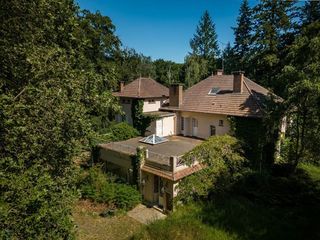  Villa � vendre 14 pi�ces 550 m�