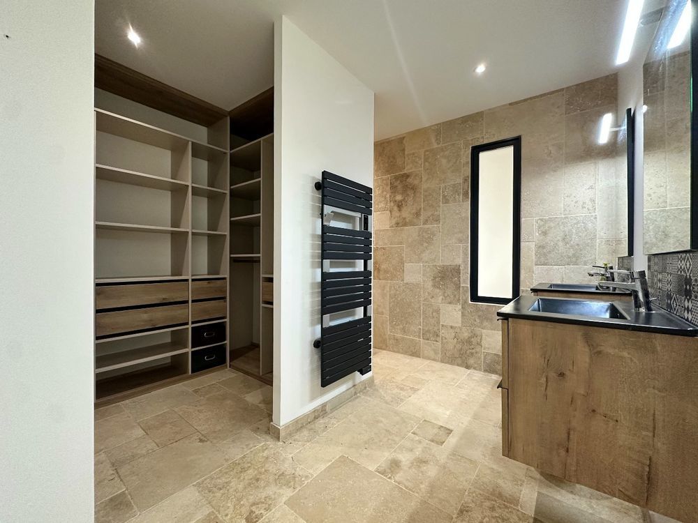 � vendre  Maison P�zenas (34120)