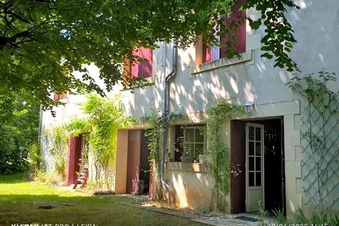   Maison Maison - 10 pi�ce(s) - 242 m�