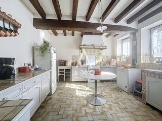  Maison � vendre 9 pi�ces 210 m�