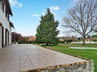  Maison � vendre 9 pi�ces 201 m�