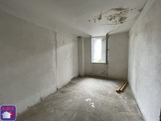  Immeuble � vendre 137 m�