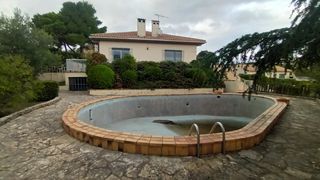  Maison � vendre 10 pi�ces 240 m�