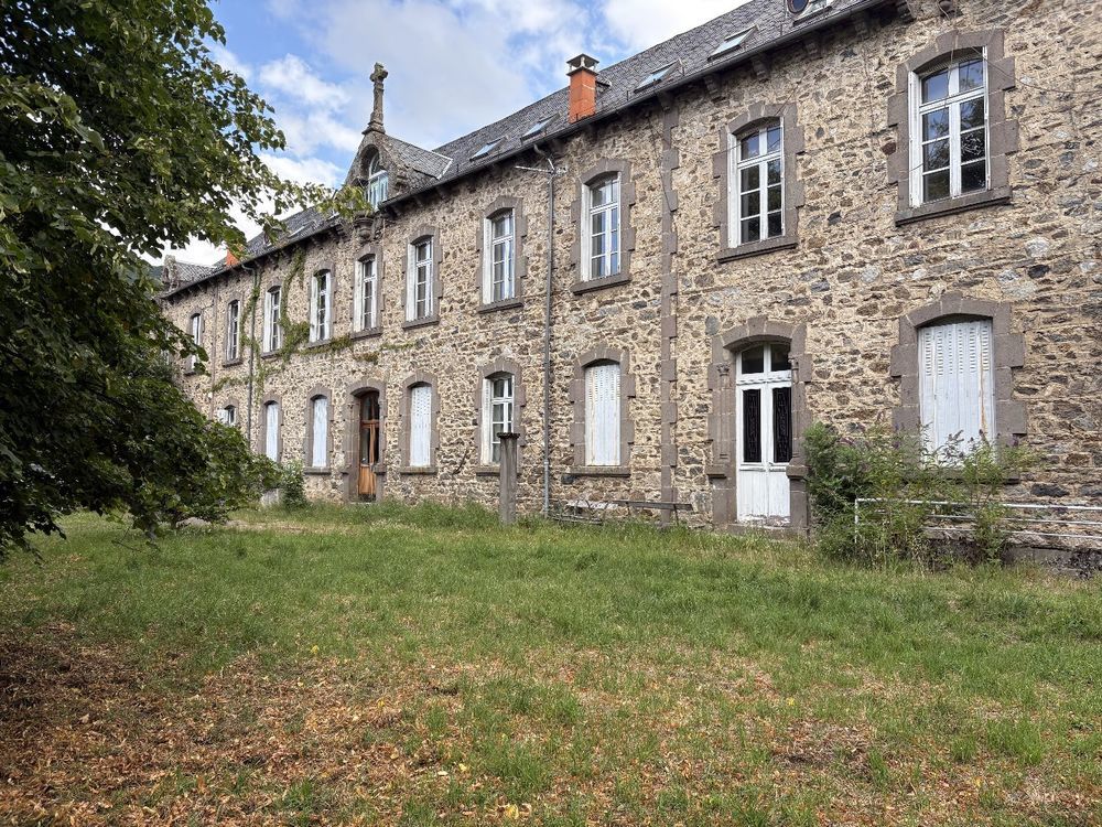 � vendre  Maison Condat (15190)