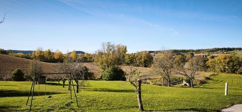   Ensemble Immobilier Maison - 10 pi�ce(s) - 223 m�