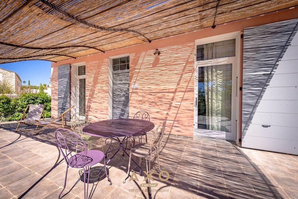 � vendre  Villa Moustiers-Sainte-Marie (04360)