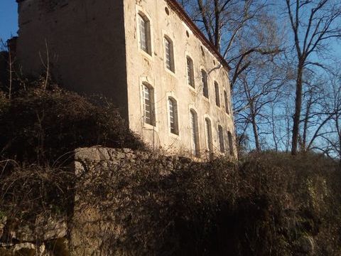   Maison Maison - 5 pi�ce(s) - 160 m�