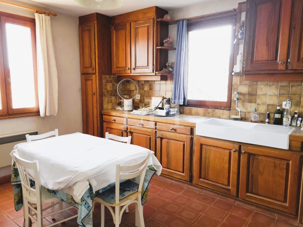 � vendre  Villa Saint-Saturnin-l�s-Apt (84490)