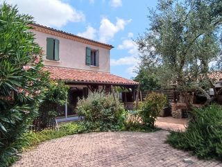  Maison � vendre 12 pi�ces 278 m�