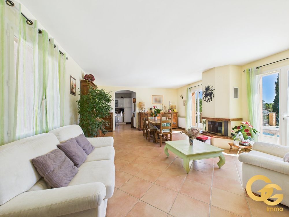 � vendre  Villa Le Tignet (06530)