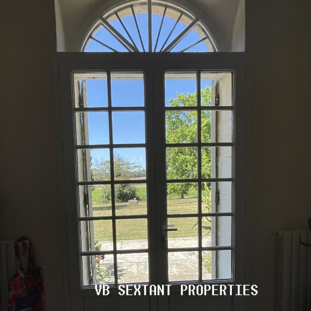 � vendre  Villa Saint-Maixant (33490)