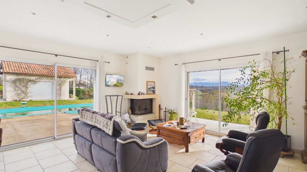 � vendre  Maison Idron (64320)