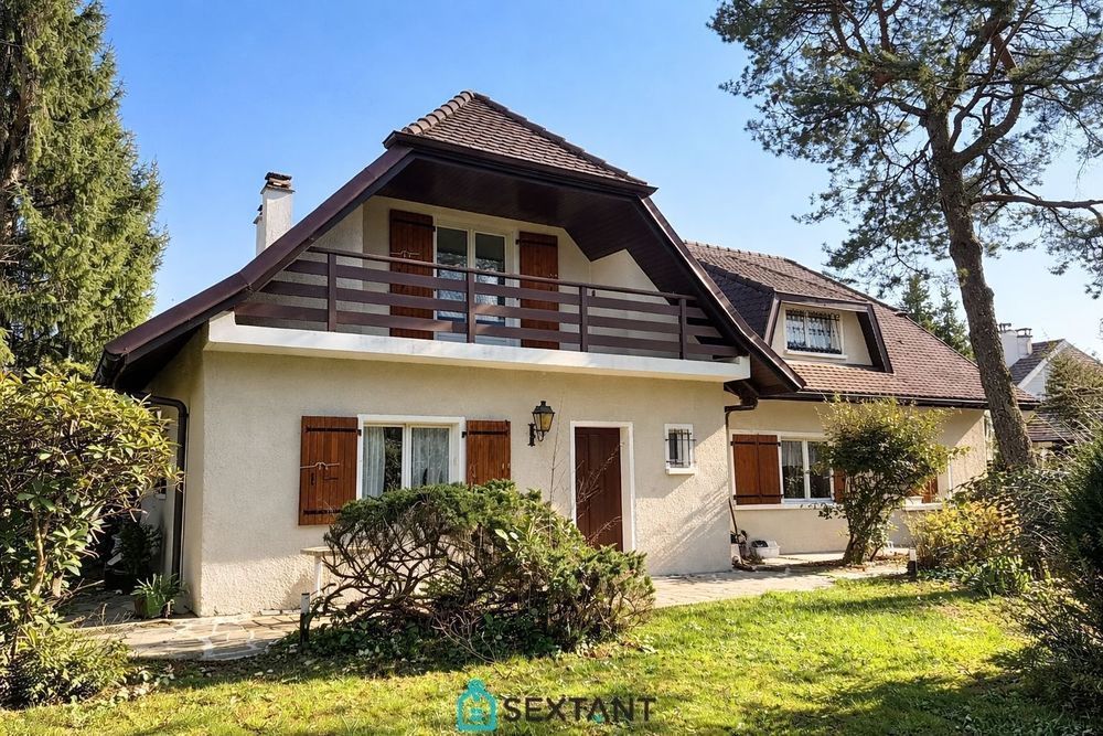 � vendre  Maison Divonne-les-Bains (01220)