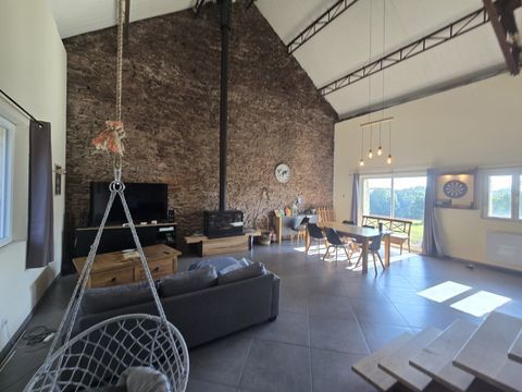   Maison et dpendances Maison - 8 pice(s) - 223 m