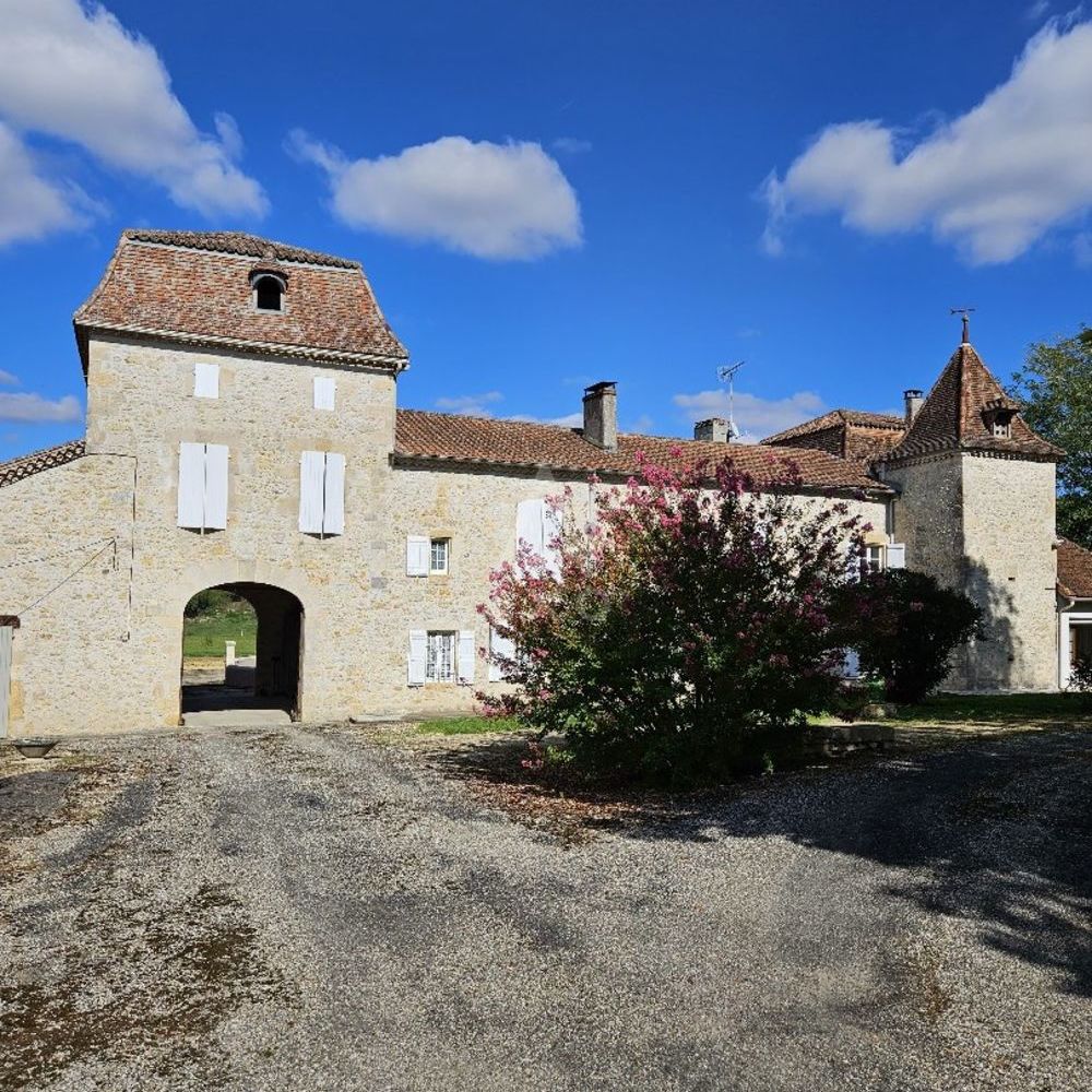 � vendre  Maison Montr�al (32250)