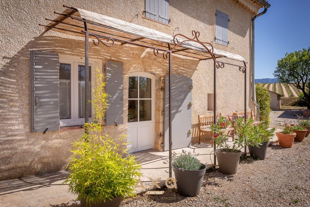 � vendre  Villa Moustiers-Sainte-Marie (04360)