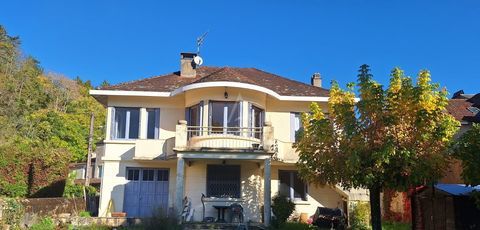   Maison de ville Maison - 7 pi�ce(s) - 130 m�