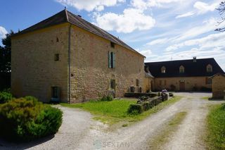  Villa � vendre 15 + pi�ces 730 m�