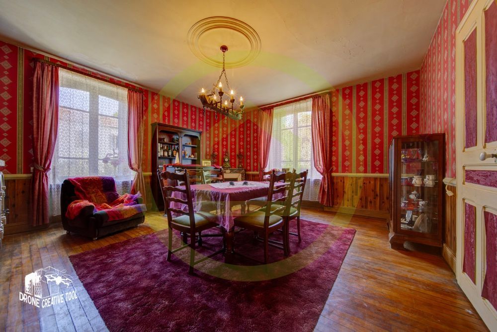 � vendre  Maison Lacroix-sur-Meuse (55300)