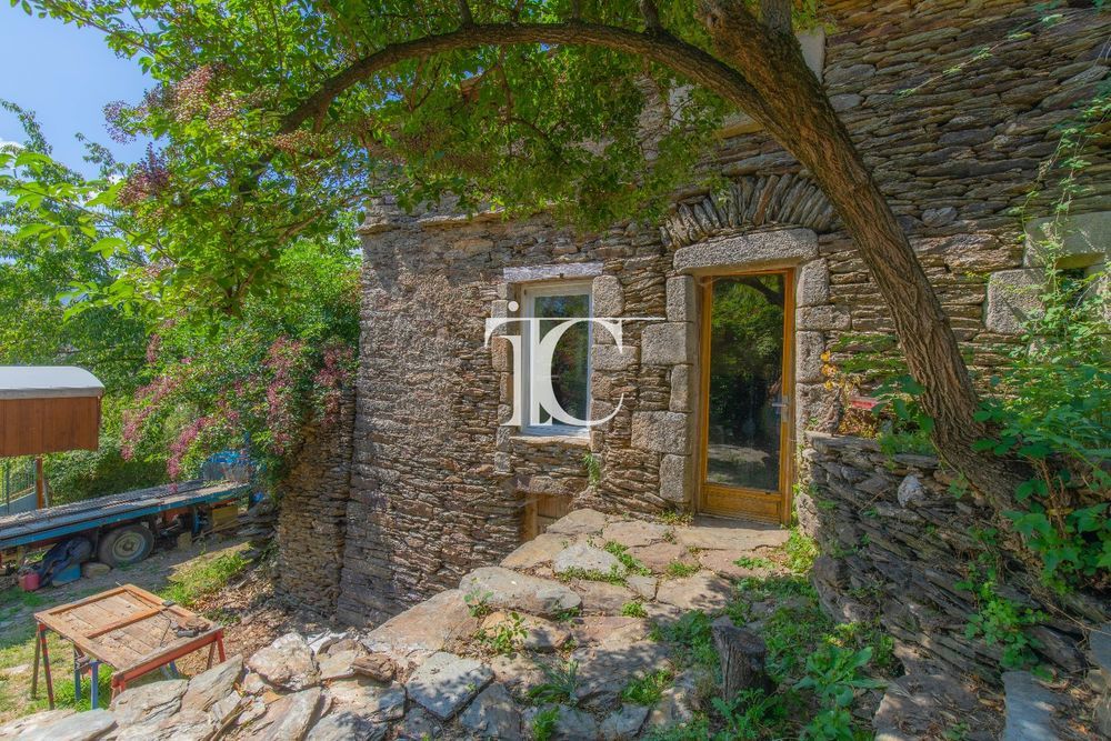 � vendre  Villa Les Vans (07140)